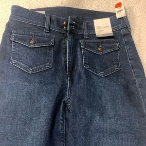 Gap 70s Flare 6 High Rise